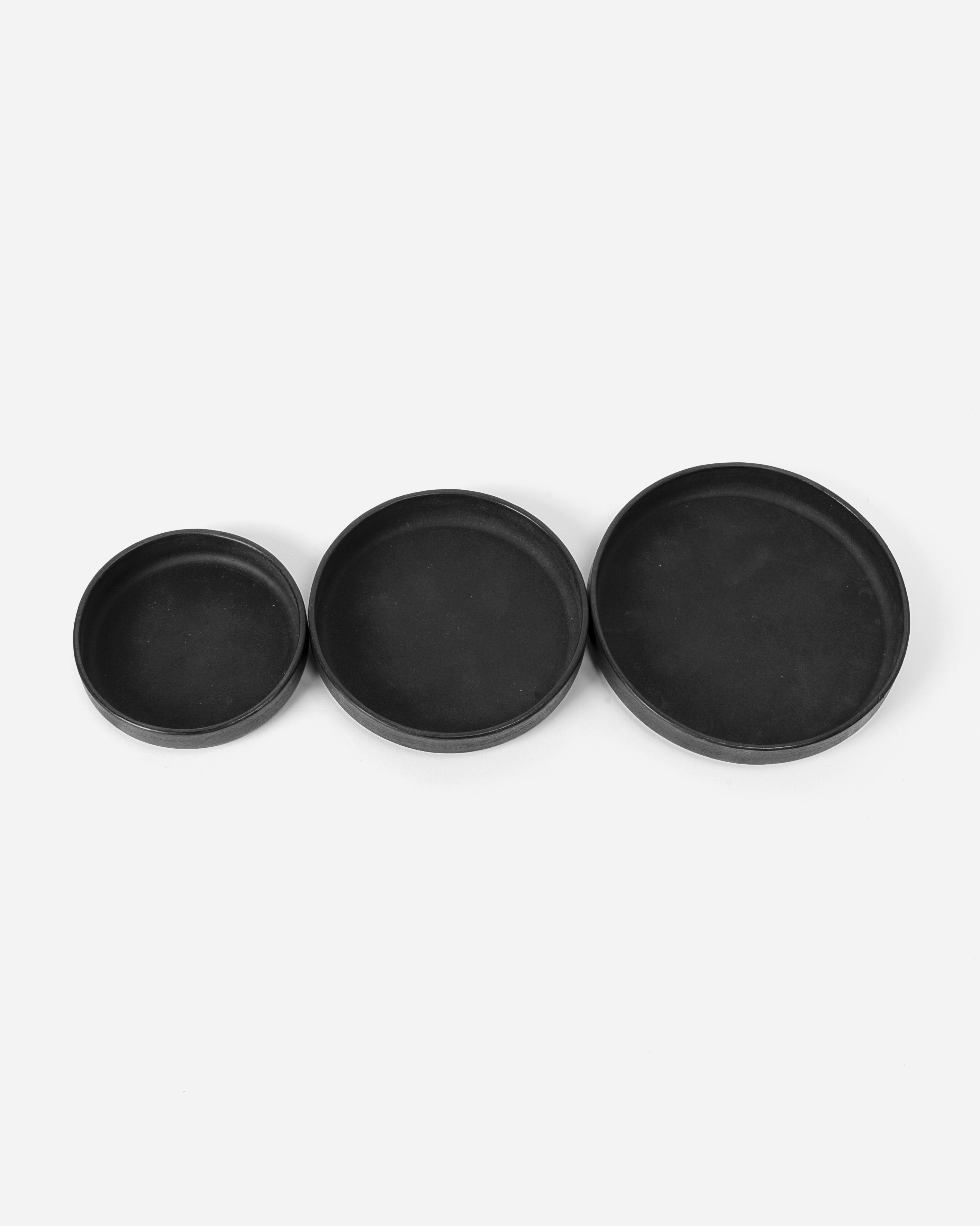 Round Leather Tray Set in Black