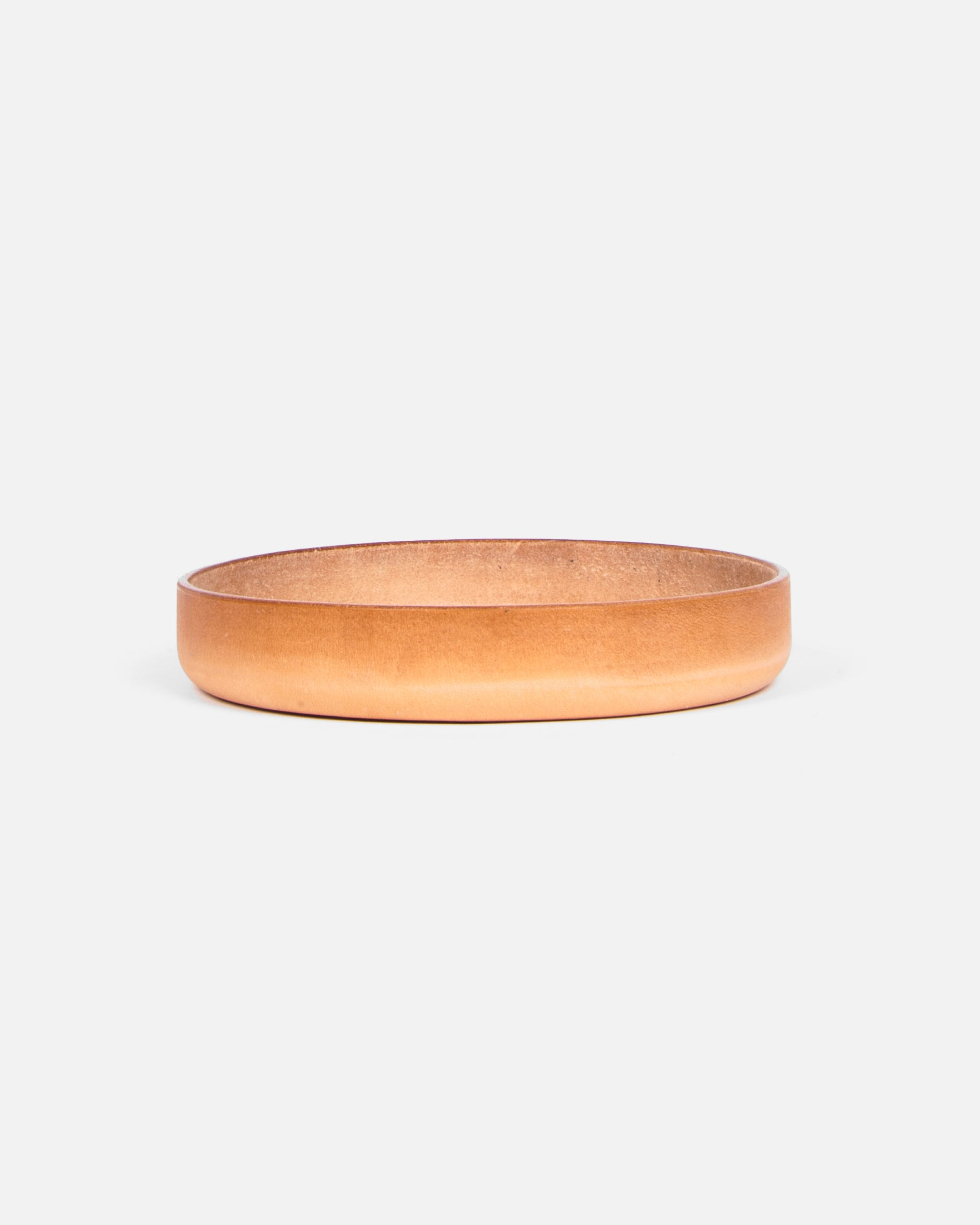 Medium Round Leather Tray in Natural