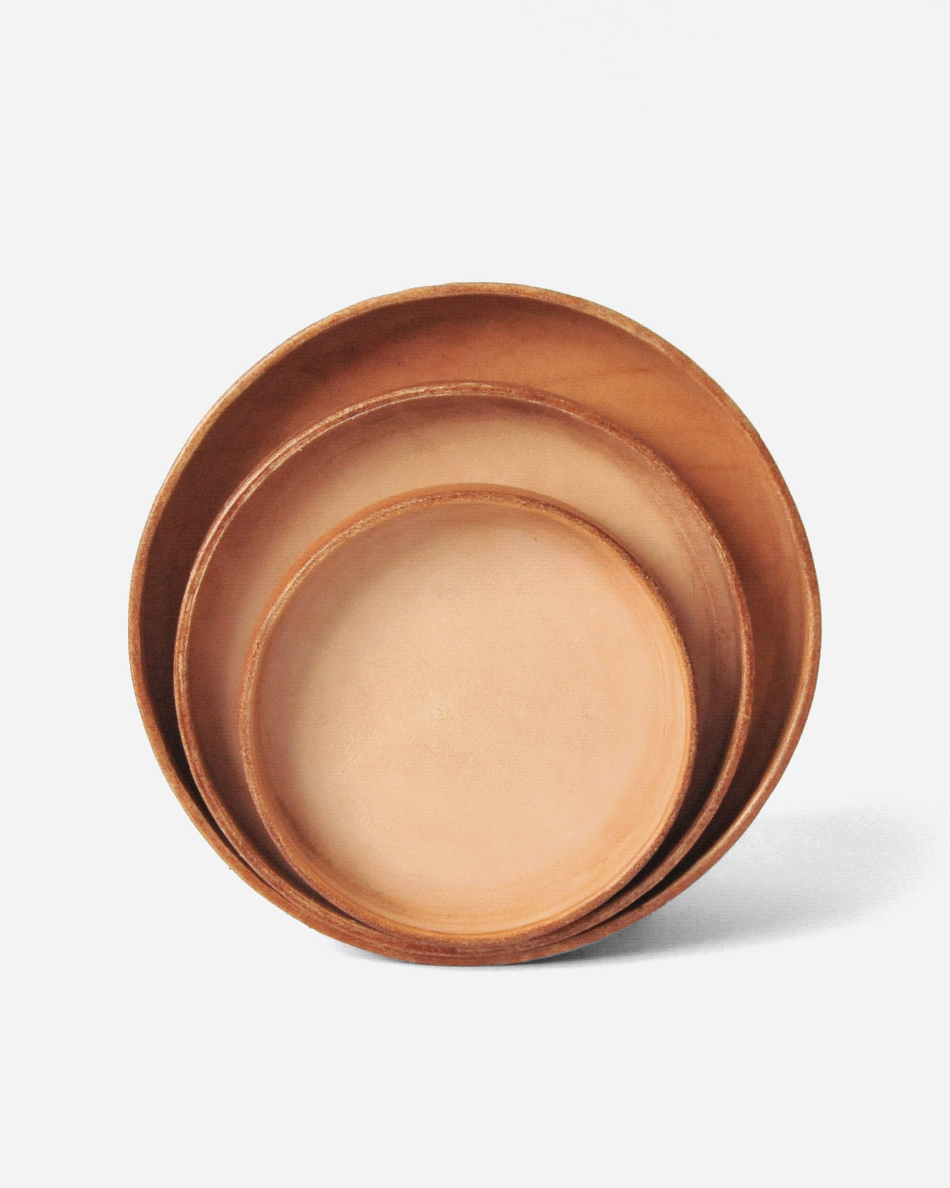 Round Leather Tray Set in Natural